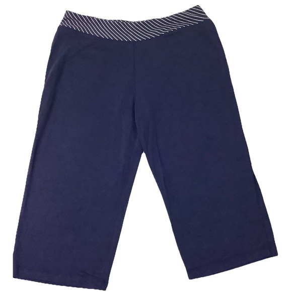 National NWT Women's PXL Pull On‎ Soft Ultra Capri's Navy Blue - Picture 3 of 3